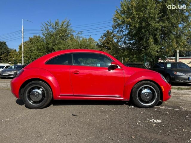 Красный Фольксваген Битл, объемом двигателя 2.5 л и пробегом 171 тыс. км за 11990 $, фото 9 на Automoto.ua