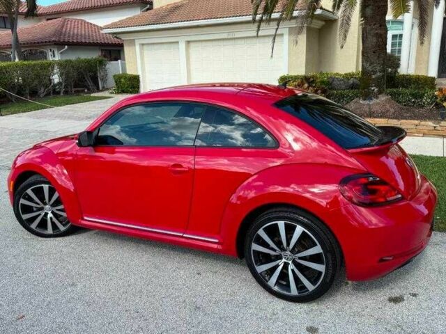 Красный Фольксваген Битл, объемом двигателя 2 л и пробегом 76 тыс. км за 2900 $, фото 1 на Automoto.ua