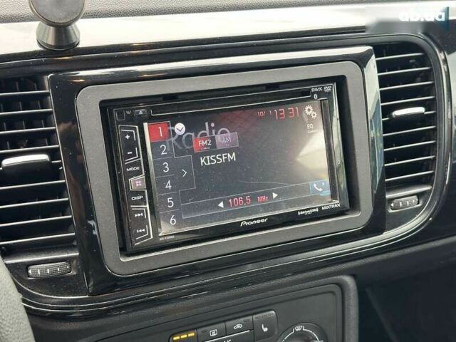 Фольксваген Бітл, об'ємом двигуна 0 л та пробігом 175 тис. км за 11990 $, фото 19 на Automoto.ua