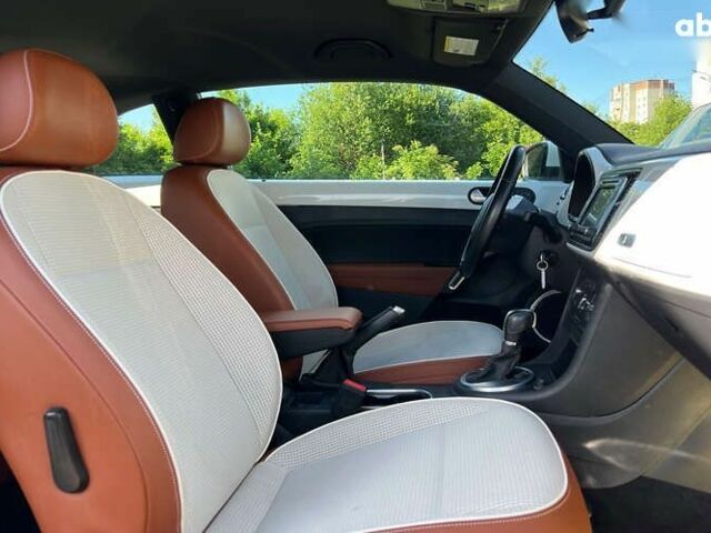 Фольксваген Бітл 2016 у Львові на Automoto.ua Фольксваген Бітл, об'ємом двигуна 1.8 л та пробігом 88 тис. км за 13350 $, фото 9 на Automoto.ua