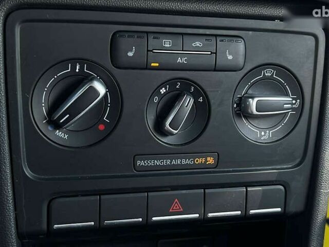 Фольксваген Бітл 2016 у Львові на Automoto.ua Фольксваген Бітл, об'ємом двигуна 1.8 л та пробігом 88 тис. км за 13350 $, фото 15 на Automoto.ua