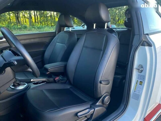 Фольксваген Битл, объемом двигателя 1.8 л и пробегом 121 тыс. км за 12290 $, фото 24 на Automoto.ua