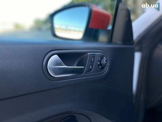 Фольксваген Бітл, об'ємом двигуна 1.8 л та пробігом 121 тис. км за 12290 $, фото 22 на Automoto.ua