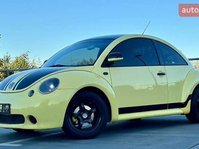 Желтый Фольксваген Битл, объемом двигателя 1.98 л и пробегом 260 тыс. км за 5700 $, фото 4 на Automoto.ua