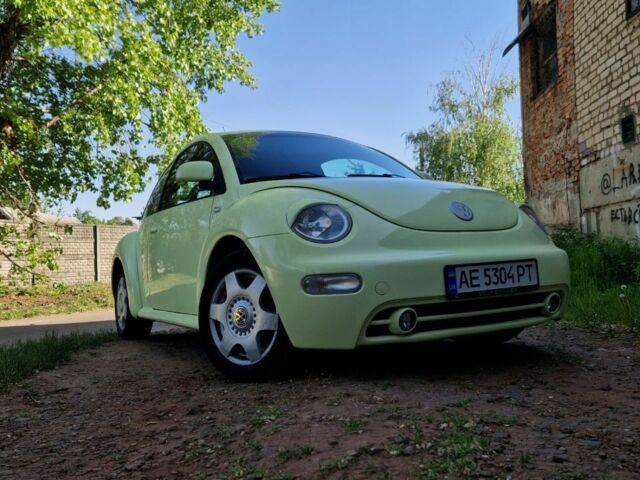 Желтый Фольксваген Битл, объемом двигателя 2 л и пробегом 197 тыс. км за 4000 $, фото 6 на Automoto.ua