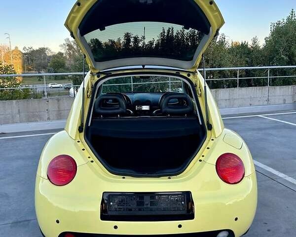 Желтый Фольксваген Битл, объемом двигателя 1.98 л и пробегом 260 тыс. км за 5700 $, фото 31 на Automoto.ua