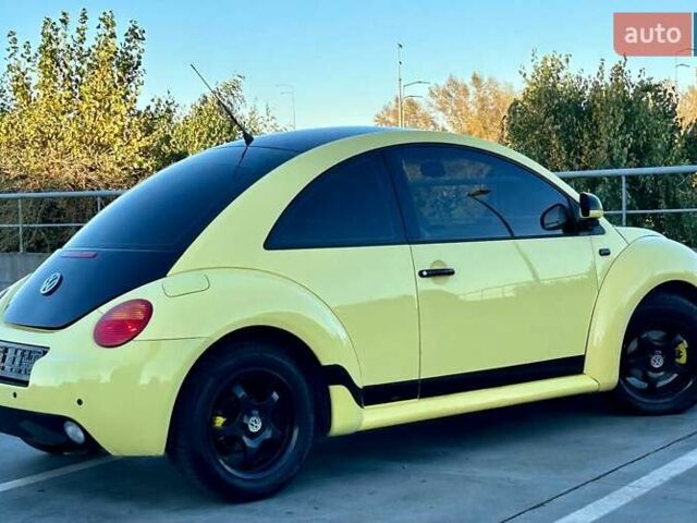 Желтый Фольксваген Битл, объемом двигателя 1.98 л и пробегом 260 тыс. км за 5700 $, фото 2 на Automoto.ua