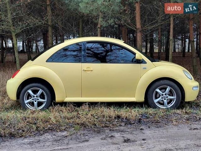 Желтый Фольксваген Битл, объемом двигателя 1.9 л и пробегом 210 тыс. км за 4000 $, фото 5 на Automoto.ua