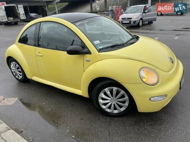 Желтый Фольксваген Битл, объемом двигателя 1.6 л и пробегом 283 тыс. км за 3300 $, фото 5 на Automoto.ua