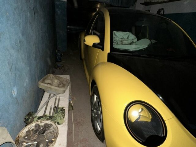 Жовтий Фольксваген Бітл, об'ємом двигуна 1.9 л та пробігом 275 тис. км за 2100 $, фото 4 на Automoto.ua