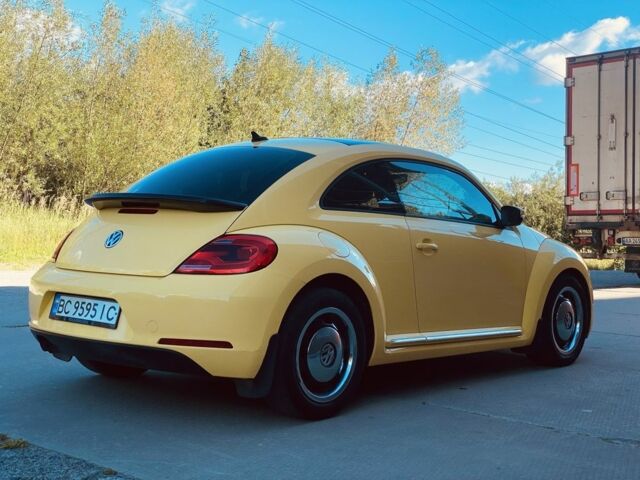 Жовтий Фольксваген Бітл, об'ємом двигуна 2.5 л та пробігом 146 тис. км за 11700 $, фото 5 на Automoto.ua