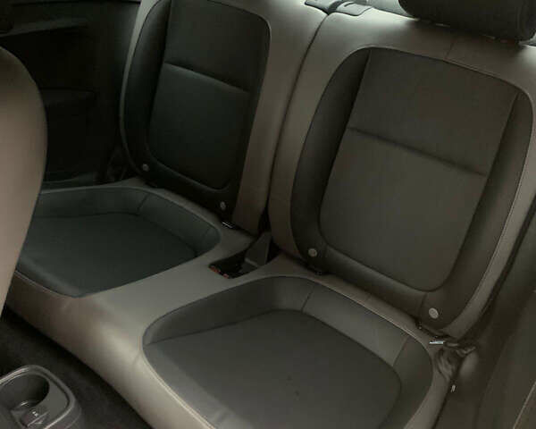 Желтый Фольксваген Битл, объемом двигателя 1.8 л и пробегом 157 тыс. км за 9700 $, фото 9 на Automoto.ua