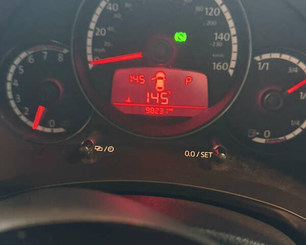 Желтый Фольксваген Битл, объемом двигателя 1.8 л и пробегом 157 тыс. км за 9900 $, фото 7 на Automoto.ua