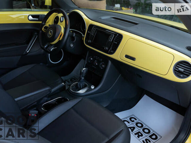 Желтый Фольксваген Битл, объемом двигателя 1.8 л и пробегом 83 тыс. км за 13000 $, фото 30 на Automoto.ua