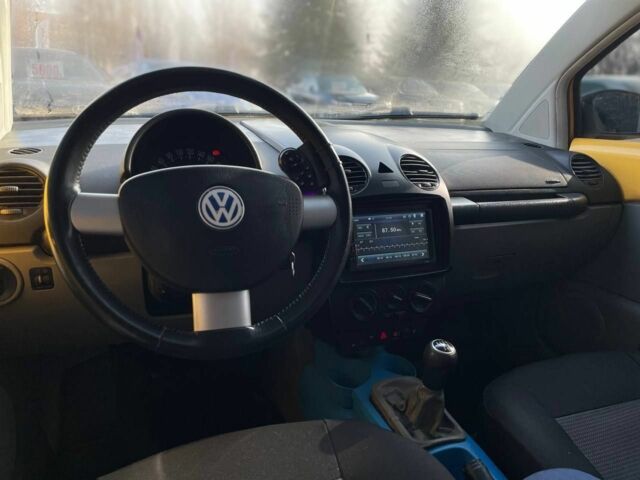 Жовтий Фольксваген Бітл, об'ємом двигуна 1.6 л та пробігом 235 тис. км за 2900 $, фото 12 на Automoto.ua