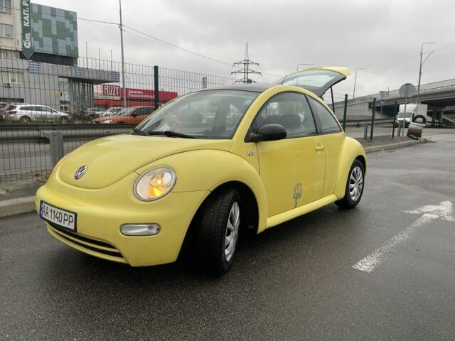 Желтый Фольксваген Битл, объемом двигателя 1.6 л и пробегом 283 тыс. км за 3100 $, фото 16 на Automoto.ua