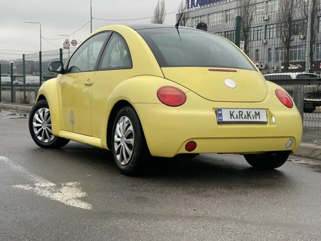 Желтый Фольксваген Битл, объемом двигателя 1.6 л и пробегом 283 тыс. км за 3100 $, фото 4 на Automoto.ua