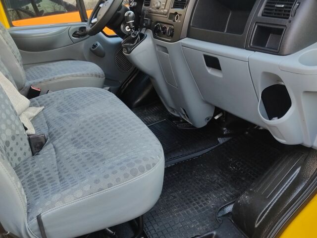 Желтый Фольксваген Битл, объемом двигателя 0 л и пробегом 400 тыс. км за 9000 $, фото 4 на Automoto.ua