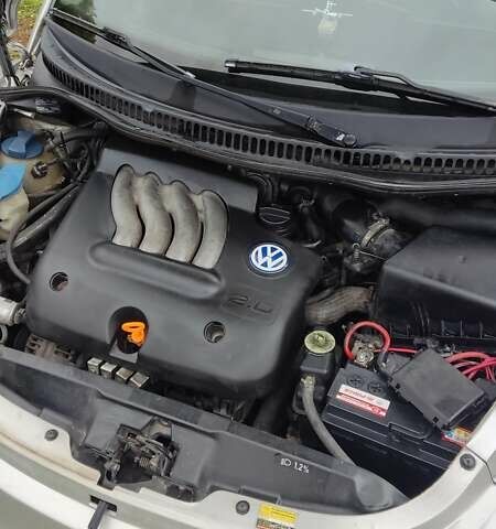 Сірий Фольксваген Бітл, об'ємом двигуна 1.98 л та пробігом 282 тис. км за 3700 $, фото 6 на Automoto.ua