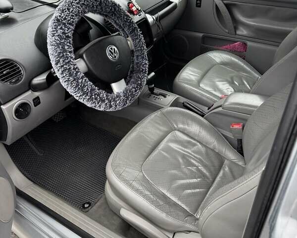 Серый Фольксваген Битл, объемом двигателя 1.9 л и пробегом 222 тыс. км за 5800 $, фото 9 на Automoto.ua