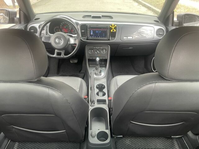 Серый Фольксваген Битл, объемом двигателя 2.5 л и пробегом 140 тыс. км за 8500 $, фото 8 на Automoto.ua