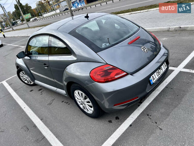Фольксваген Бітл 2011 у Києві на Automoto.ua Сірий Фольксваген Бітл, об'ємом двигуна 2.5 л та пробігом 205 тис. км за 7600 $, фото 7 на Automoto.ua