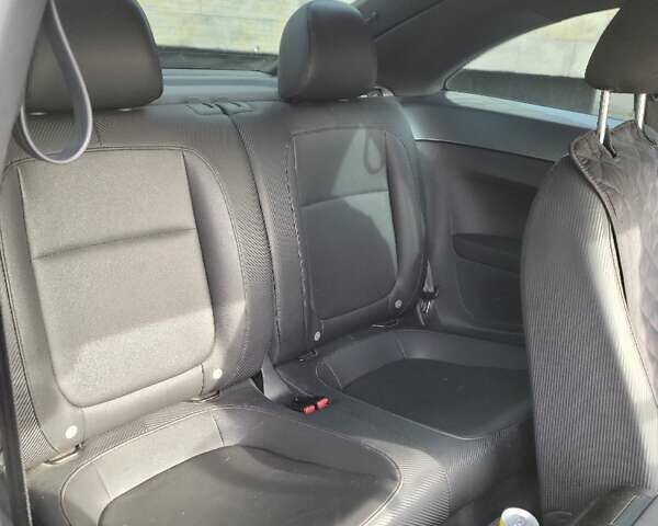 Серый Фольксваген Битл, объемом двигателя 2 л и пробегом 132 тыс. км за 11000 $, фото 6 на Automoto.ua