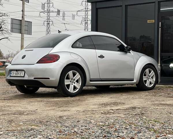 Серый Фольксваген Битл, объемом двигателя 2.5 л и пробегом 238 тыс. км за 7800 $, фото 7 на Automoto.ua