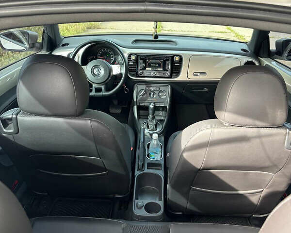 Серый Фольксваген Битл, объемом двигателя 2.48 л и пробегом 187 тыс. км за 10800 $, фото 13 на Automoto.ua