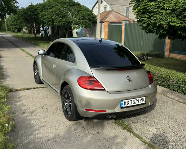 Серый Фольксваген Битл, объемом двигателя 2.48 л и пробегом 187 тыс. км за 10500 $, фото 3 на Automoto.ua