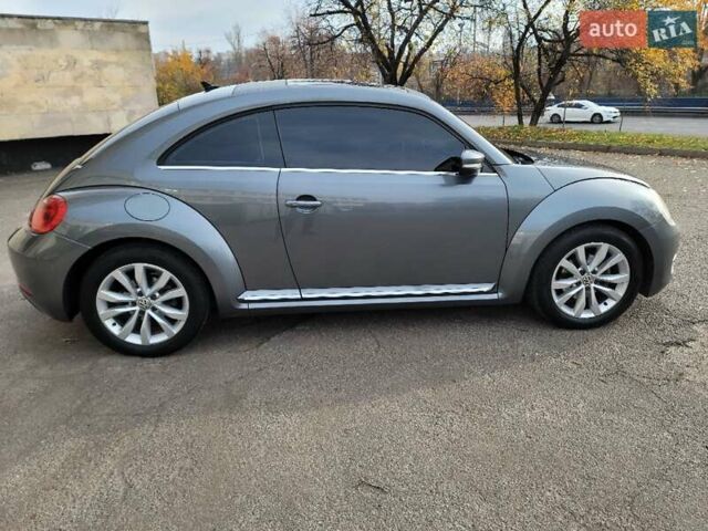 Сірий Фольксваген Бітл, об'ємом двигуна 1.97 л та пробігом 133 тис. км за 11000 $, фото 3 на Automoto.ua