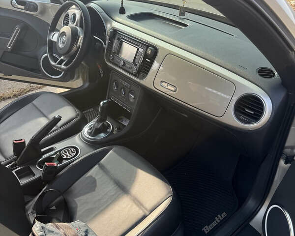 Серый Фольксваген Битл, объемом двигателя 2.48 л и пробегом 187 тыс. км за 10800 $, фото 15 на Automoto.ua