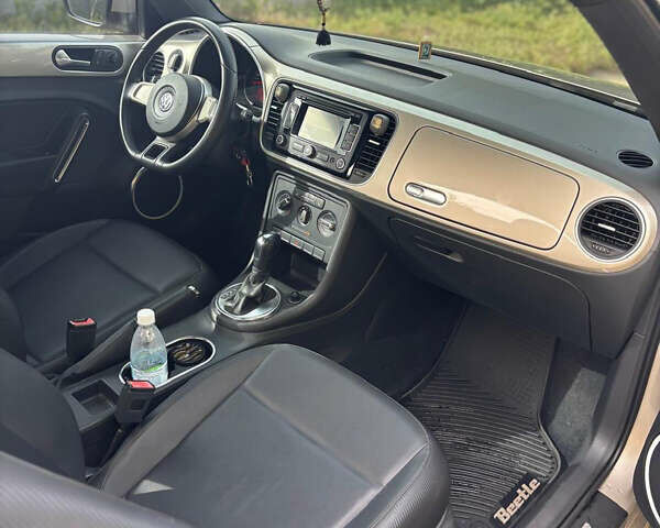 Серый Фольксваген Битл, объемом двигателя 2.48 л и пробегом 187 тыс. км за 10800 $, фото 11 на Automoto.ua