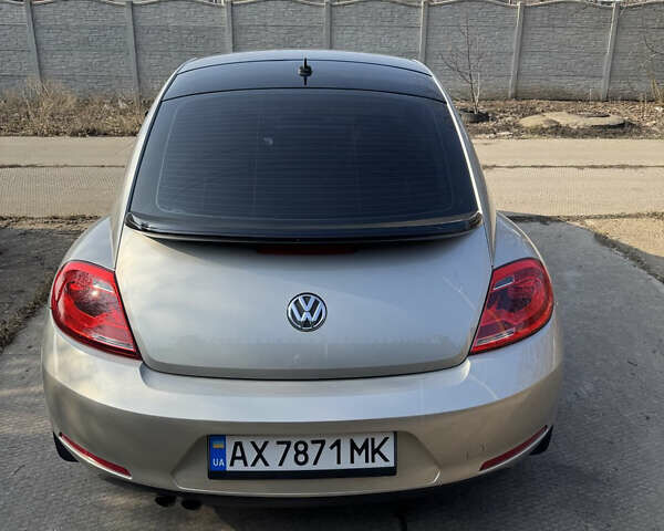 Серый Фольксваген Битл, объемом двигателя 2.48 л и пробегом 187 тыс. км за 10800 $, фото 2 на Automoto.ua