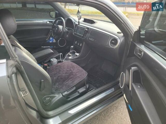 Сірий Фольксваген Бітл, об'ємом двигуна 1.97 л та пробігом 133 тис. км за 11000 $, фото 5 на Automoto.ua