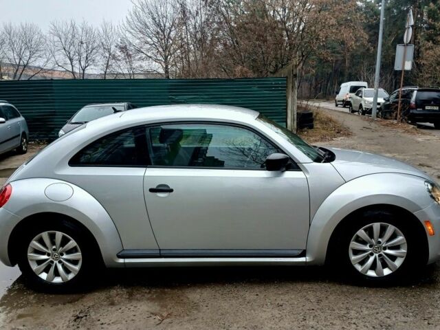 Серый Фольксваген Битл, объемом двигателя 2.5 л и пробегом 173 тыс. км за 9500 $, фото 3 на Automoto.ua