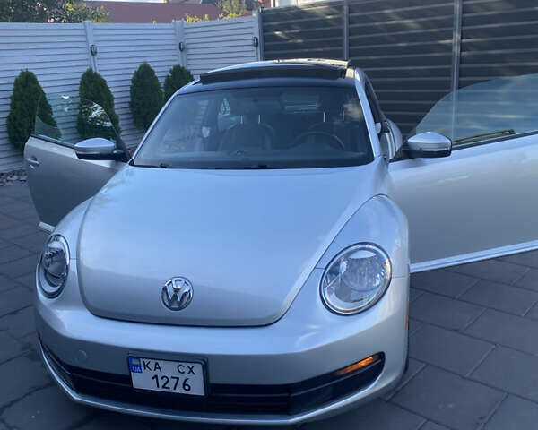 Сірий Фольксваген Бітл, об'ємом двигуна 2.5 л та пробігом 160 тис. км за 9500 $, фото 17 на Automoto.ua