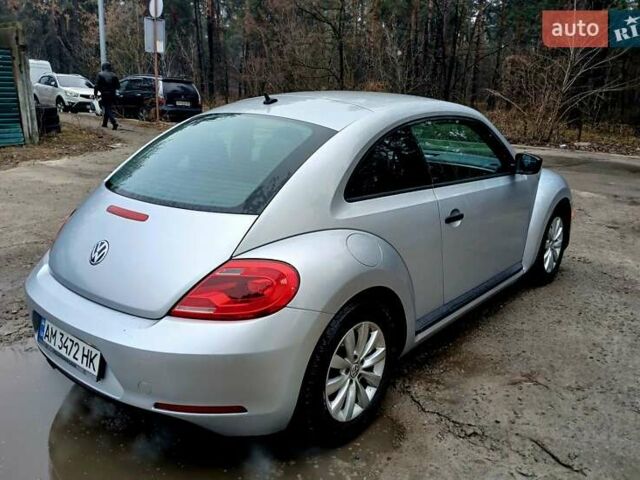 Серый Фольксваген Битл, объемом двигателя 2.5 л и пробегом 173 тыс. км за 8500 $, фото 5 на Automoto.ua
