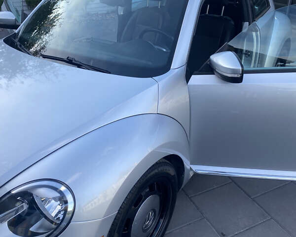 Сірий Фольксваген Бітл, об'ємом двигуна 2.5 л та пробігом 160 тис. км за 9500 $, фото 18 на Automoto.ua