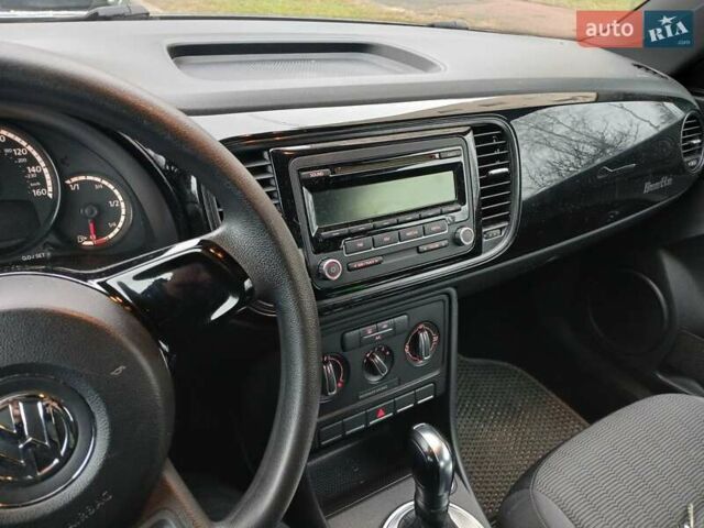 Серый Фольксваген Битл, объемом двигателя 2.5 л и пробегом 173 тыс. км за 8500 $, фото 11 на Automoto.ua