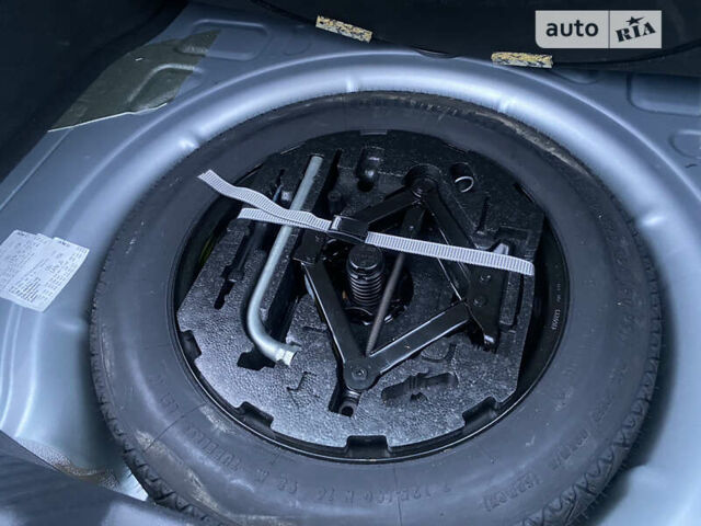 Сірий Фольксваген Бітл, об'ємом двигуна 2.5 л та пробігом 116 тис. км за 13000 $, фото 25 на Automoto.ua
