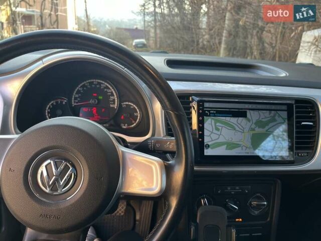 Серый Фольксваген Битл, объемом двигателя 2.5 л и пробегом 118 тыс. км за 10600 $, фото 5 на Automoto.ua