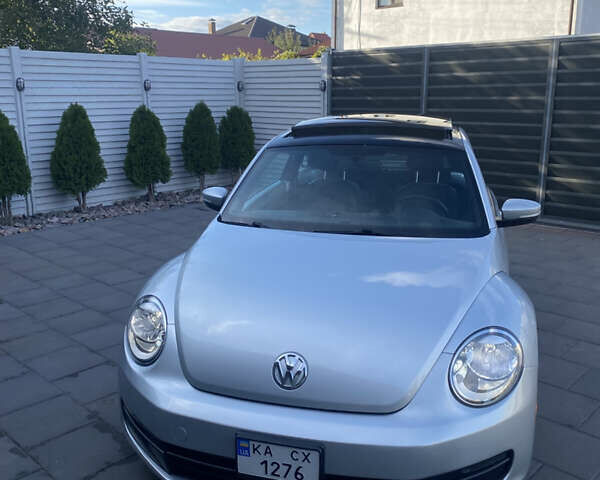 Сірий Фольксваген Бітл, об'ємом двигуна 2.5 л та пробігом 160 тис. км за 9500 $, фото 2 на Automoto.ua