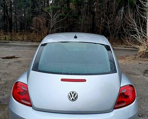 Серый Фольксваген Битл, объемом двигателя 2.5 л и пробегом 173 тыс. км за 8500 $, фото 6 на Automoto.ua