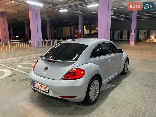 Серый Фольксваген Битл, объемом двигателя 1.8 л и пробегом 75 тыс. км за 12000 $, фото 5 на Automoto.ua