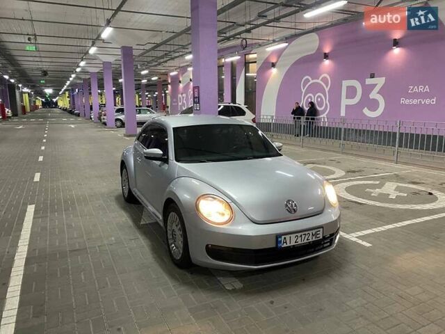 Серый Фольксваген Битл, объемом двигателя 1.8 л и пробегом 75 тыс. км за 12000 $, фото 2 на Automoto.ua