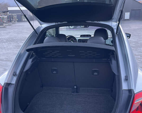 Серый Фольксваген Битл, объемом двигателя 2 л и пробегом 91 тыс. км за 13100 $, фото 19 на Automoto.ua