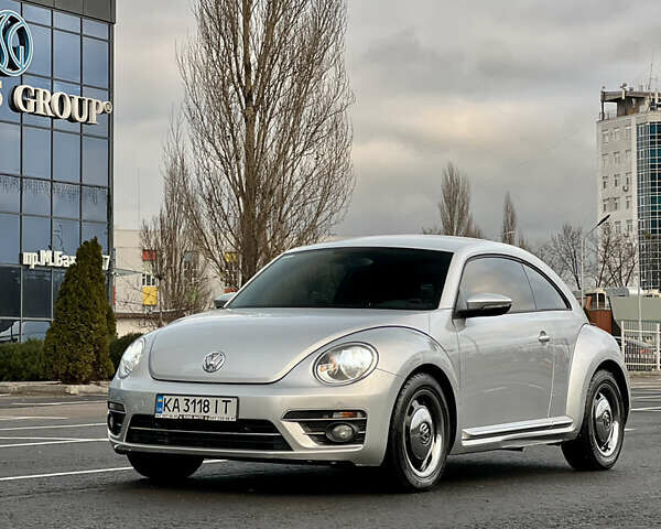 Серый Фольксваген Битл, объемом двигателя 1.8 л и пробегом 59 тыс. км за 13699 $, фото 7 на Automoto.ua