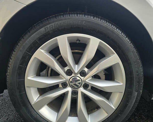 Серый Фольксваген Битл, объемом двигателя 1.97 л и пробегом 100 тыс. км за 11700 $, фото 12 на Automoto.ua