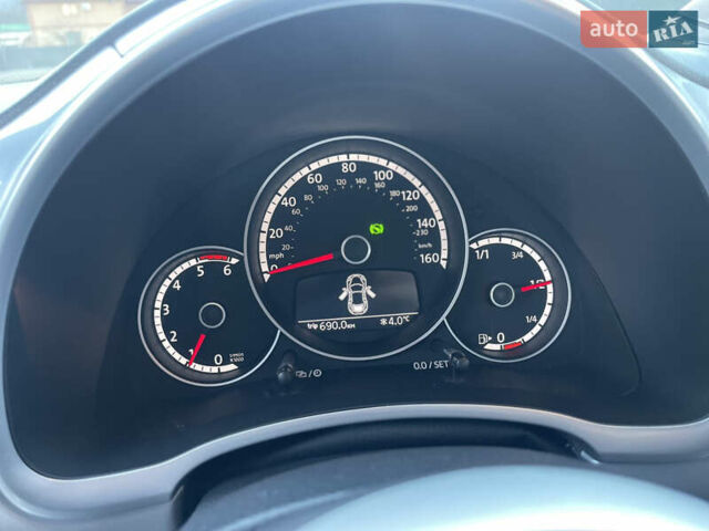 Серый Фольксваген Битл, объемом двигателя 2 л и пробегом 91 тыс. км за 13100 $, фото 12 на Automoto.ua